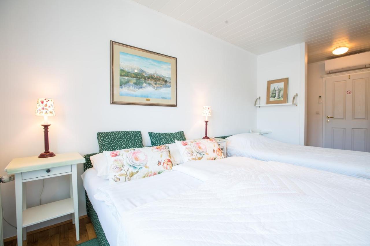B&B Pletna A Double Lake-View Room Bled Extérieur photo